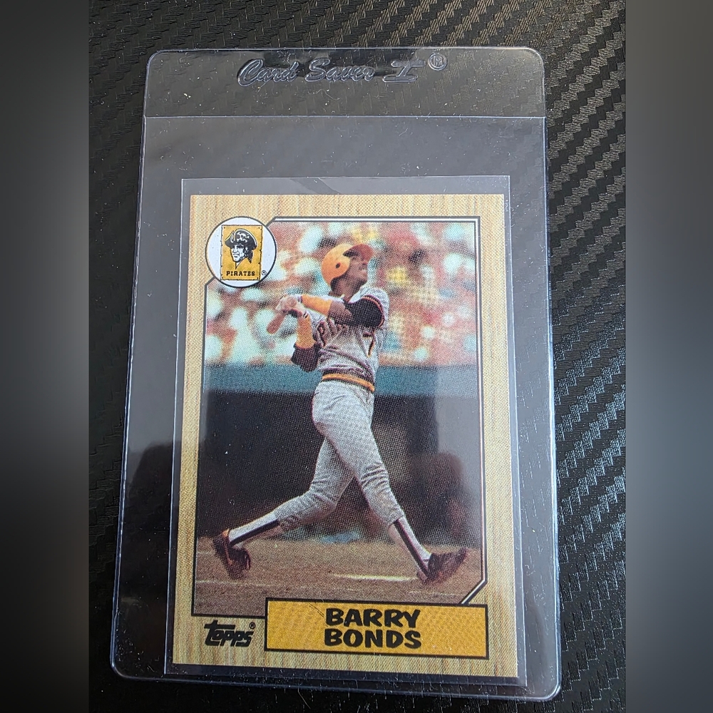 Topps Barry Bonds Outfield Card with Blue and Yellow Accents